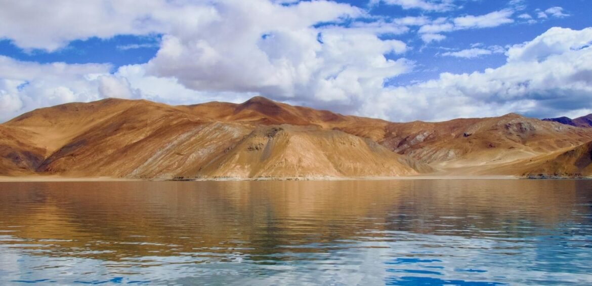 Sri Nagar Leh Ladakh Fam Tour